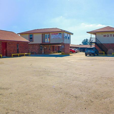 Economy Inn By Oyo Lockport Near Houma Bagian luar foto